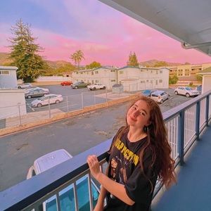 Meet your Posher, Aleesa